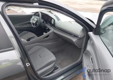 2024 Hyundai Elantra Sel from USA, damaged, VIN KMHLM4DG6RU744302